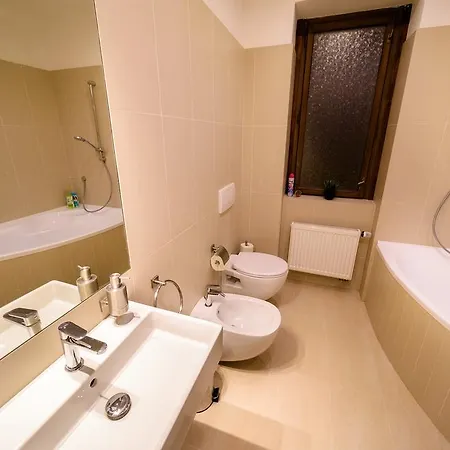 Triplex Kings In Old Town Apartment Prague