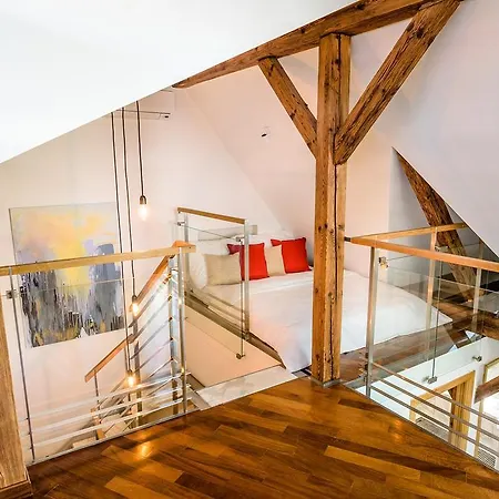 Apartmán Triplex Kings In Old Town Praha